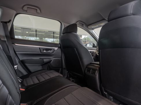 Used 2019 Honda CR-V LX image 28