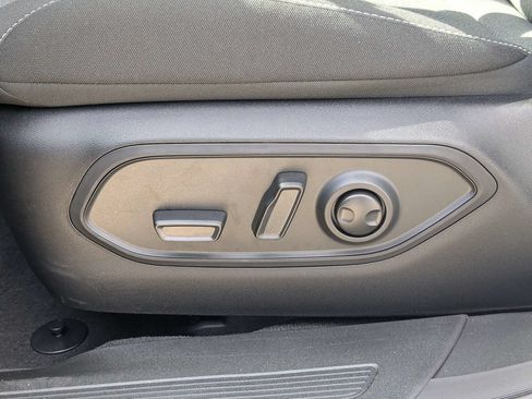 New 2026 Jeep Cherokee Laredo AWD/4WD image 20