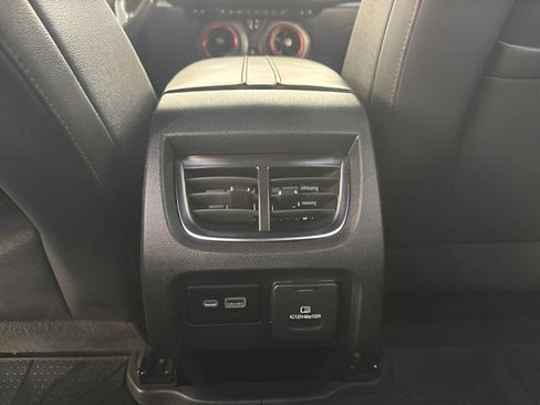 Used 2021 Chevrolet Blazer RS w/ Enhanced Convenience Package FWD image 12