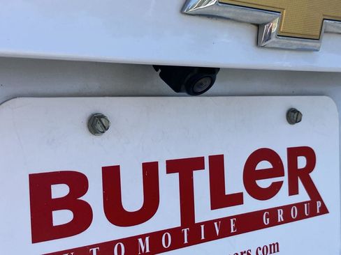 Used 2017 Chevrolet Malibu Premier w/ Premier Sun and Wheel Package image 11