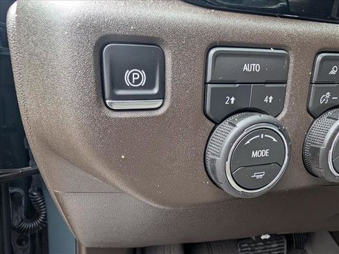 Used 2026 Chevrolet Silverado 1500 LTZ w/ LTZ Premium Package AWD/4WD image 36