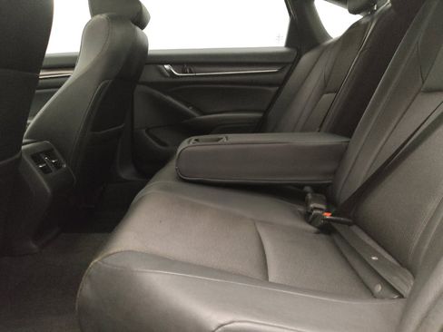Used 2020 Honda Accord Sport image 18