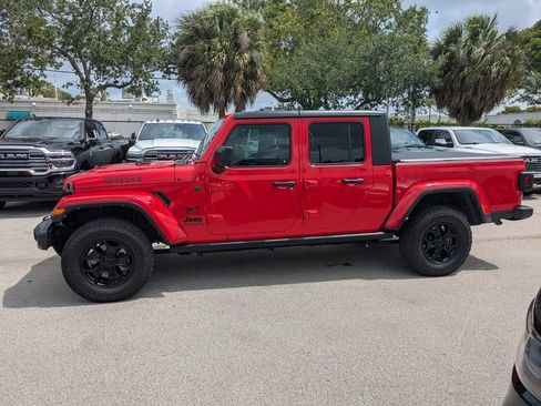 Used 2022 Jeep Gladiator Sport AWD/4WD image 9