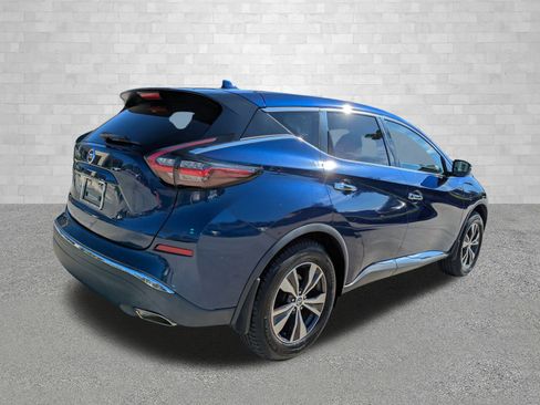 Used 2019 Nissan Murano S image 2