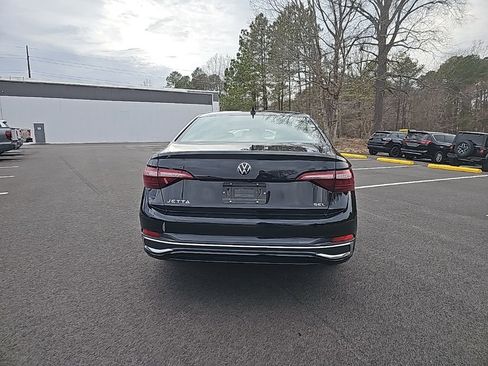 Used 2024 Volkswagen Jetta SEL image 6