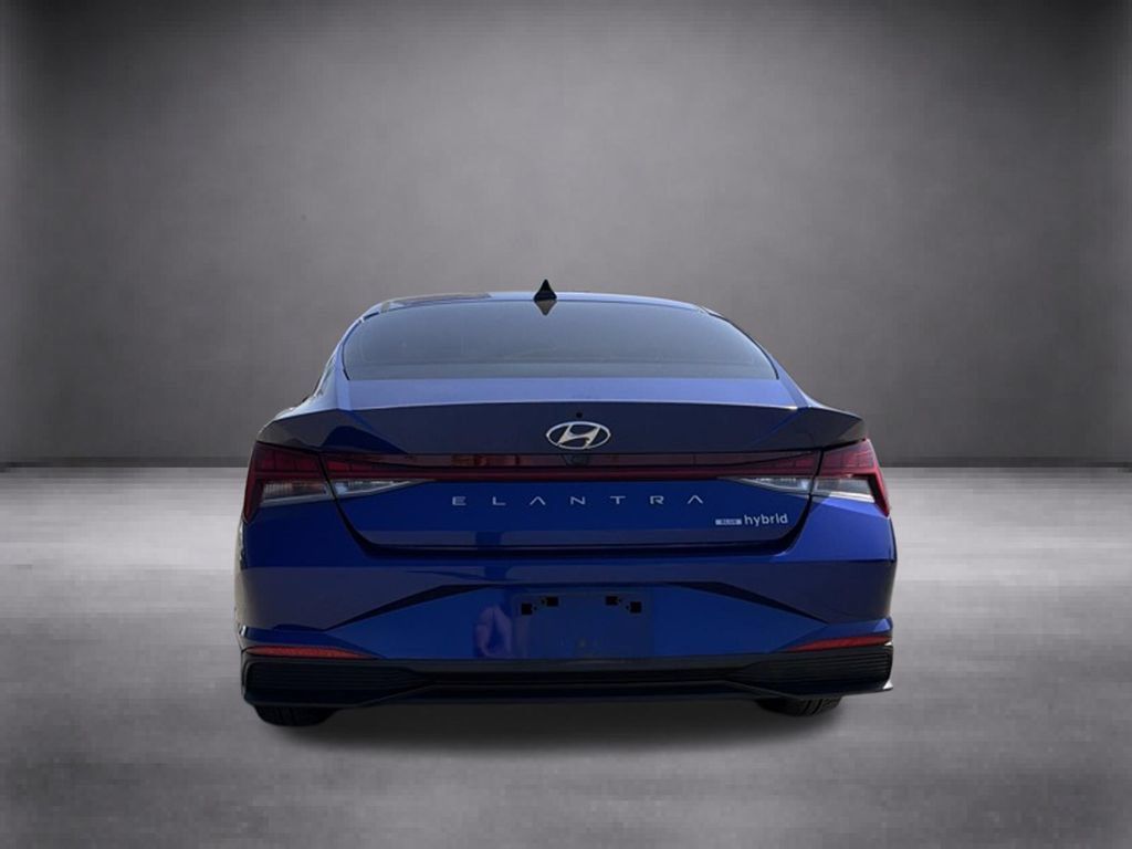 Certified 2023 Hyundai Elantra Blue FWD image 7