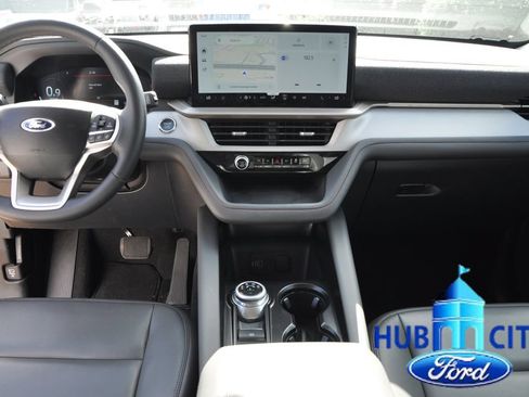 New 2026 Ford Explorer Active w/ Active Comfort Package RWD image 12