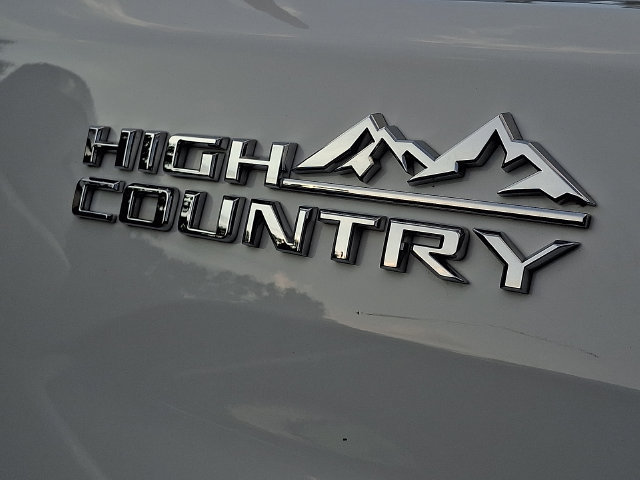 Used 2022 Chevrolet Silverado 3500 High Country w/ Z71 Off-Road Package AWD/4WD image 5