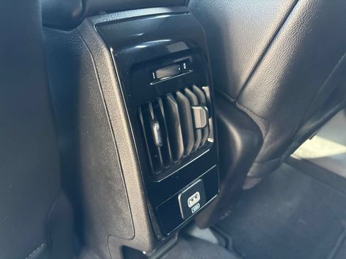Used 2025 Jeep Compass Limited AWD/4WD image 24