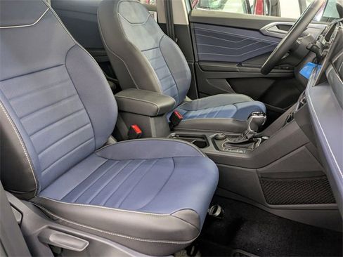 New 2025 Volkswagen Taos SEL image 24