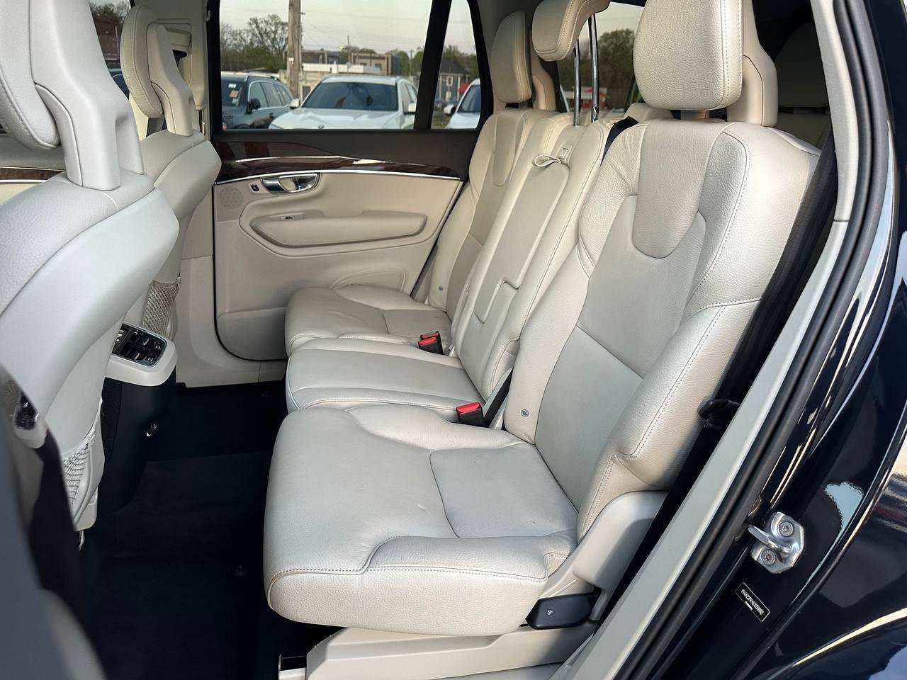 Used 2016 Volvo XC90 T6 Momentum w/ Protection Package Plus AWD/4WD image 30