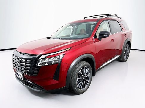 New 2026 Nissan Pathfinder Platinum AWD/4WD image 3