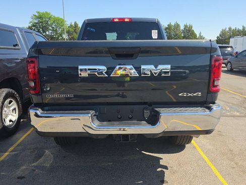 Used 2026 RAM 2500 Big Horn AWD/4WD image 5