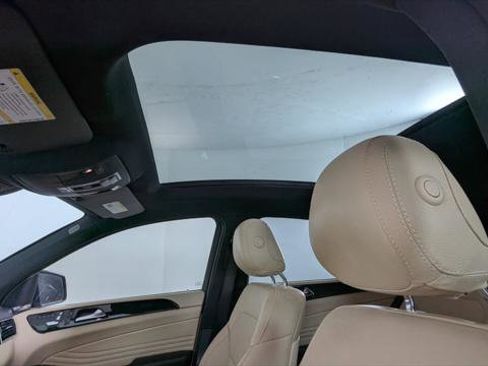 Used 2019 Mercedes-Benz GLE 43 AMG AMG GLE 43 w/ Premium 3 Package image 12