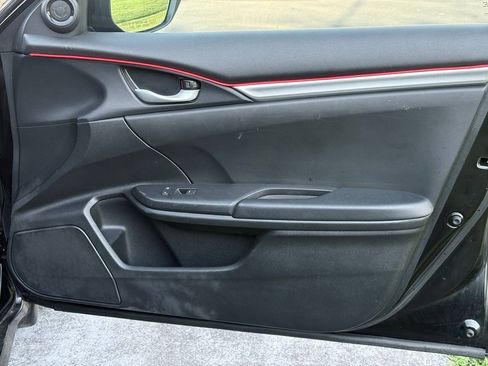 Used 2020 Honda Civic Sport image 28