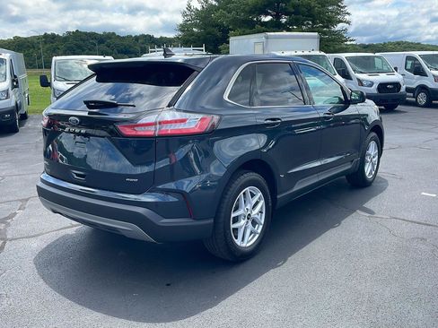 Used 2023 Ford Edge SEL w/ Convenience Package AWD/4WD image 5