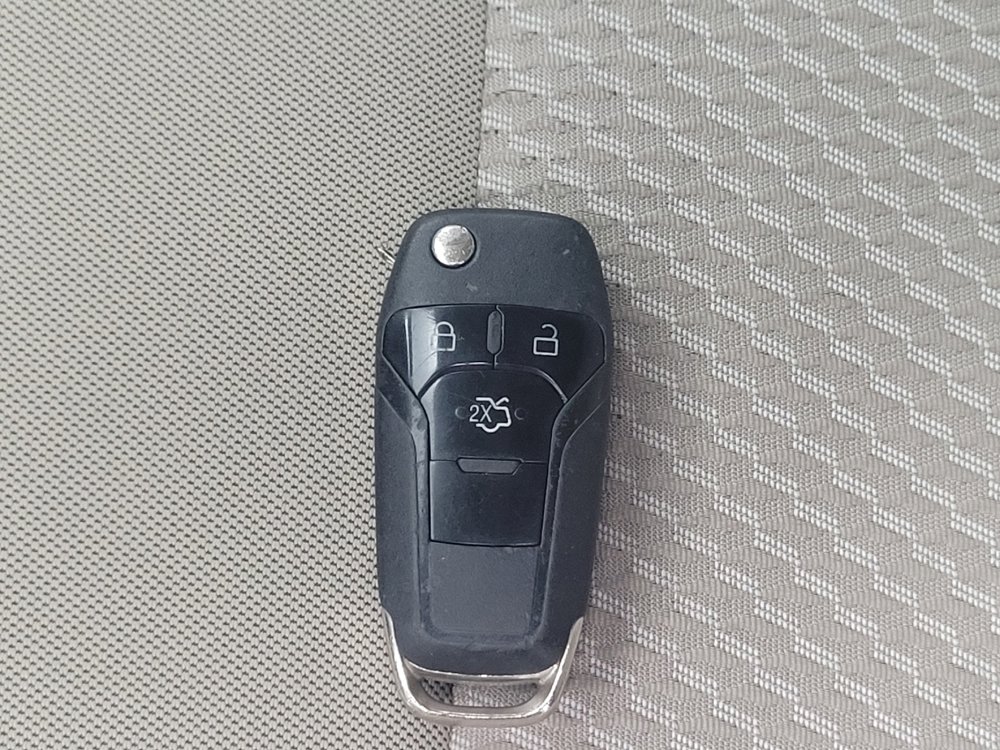 Used 2020 Ford Explorer 2WD image 32