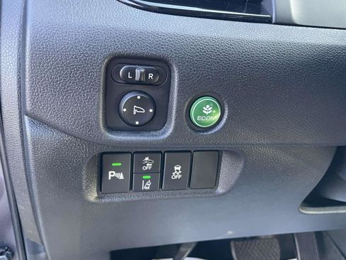 Used 2020 Honda Pilot Touring image 23