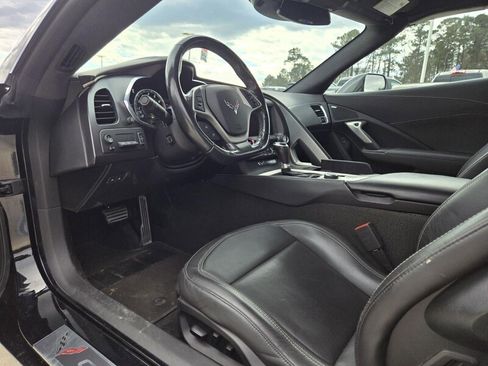 Used 2018 Chevrolet Corvette Stingray Convertible w/ 3LT Preferred Equipment Group image 17