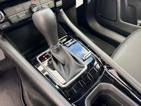 New 2026 Jeep Compass Latitude image 25