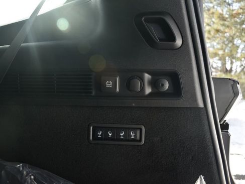 New 2026 Jeep Grand Wagoneer Summit w/ Premium Group III image 49