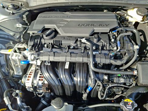 New 2026 Hyundai Elantra SE image 19