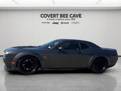 Used 2022 Dodge Challenger R/T Scat Pack image 4
