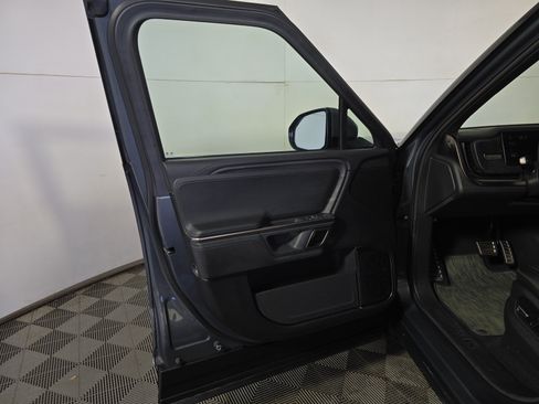 Used 2024 Rivian R1T Adventure AWD/4WD image 16