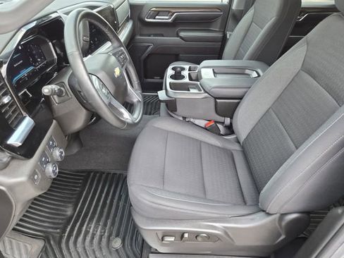 Used 2023 Chevrolet Silverado 1500 LT AWD/4WD image 13