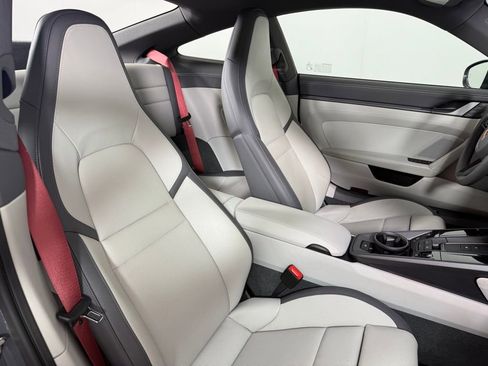 Certified 2026 Porsche 911 Carrera image 16