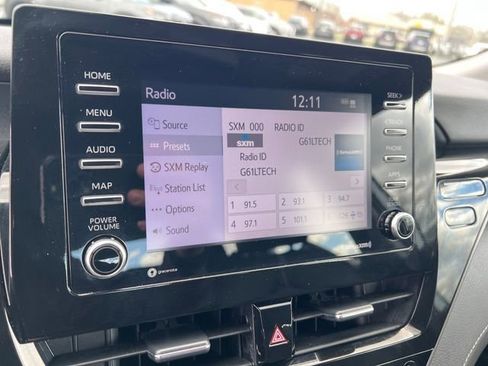 Used 2024 Toyota Camry SE image 37