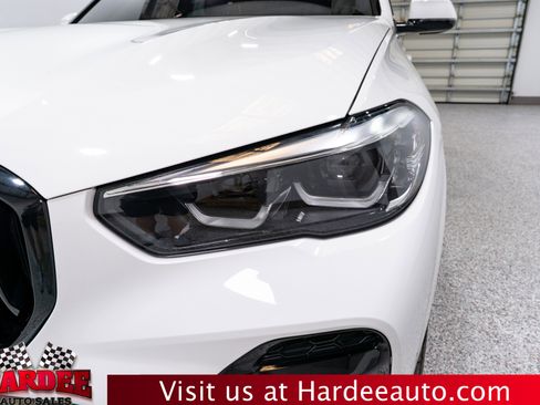 Used 2022 BMW X5 xDrive40i w/ M Sport Package image 8