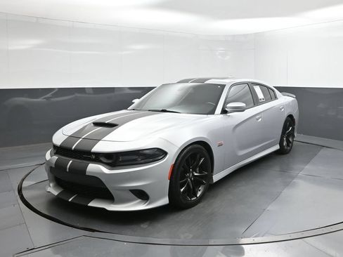 Used 2020 Dodge Charger Scat Pack w/ Plus Group RWD image 34