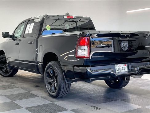 Used 2022 RAM 1500 Big Horn AWD/4WD image 10