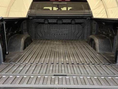 Used 2020 GMC Sierra 1500 Denali w/ Denali Carbonpro Edition AWD/4WD image 5
