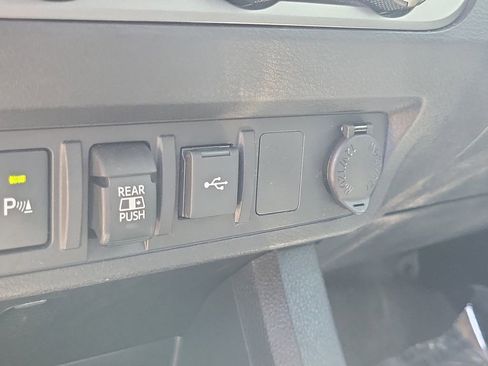 Used 2023 Toyota Tacoma SR5 RWD image 29