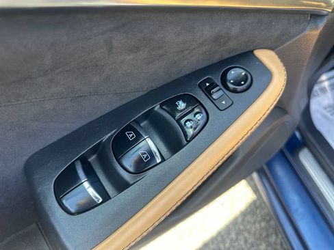 Used 2016 Nissan Maxima SR FWD image 12