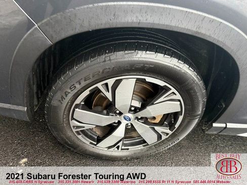 Used 2021 Subaru Forester Touring AWD/4WD image 18