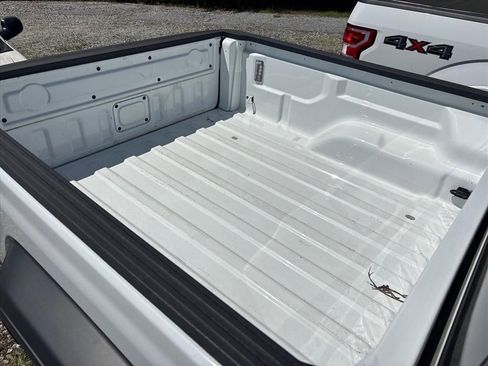 Used 2020 Jeep Gladiator Sport w/ Quick Order Package 24S image 12