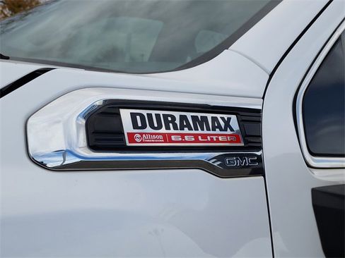 Used 2022 GMC Sierra 3500 Denali image 12