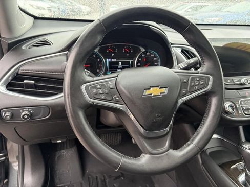 Used 2016 Chevrolet Malibu Premier w/ Driver Confidence Package II image 12