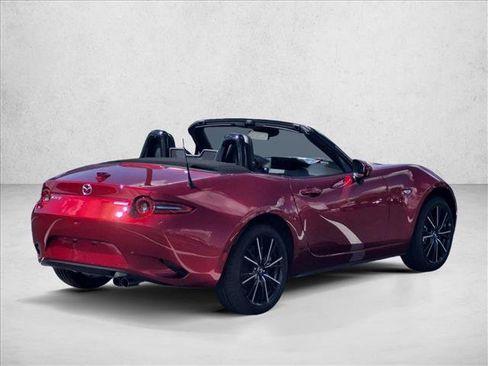 Used 2025 MAZDA MX-5 Miata Grand Touring w/ Weather Package RWD image 5