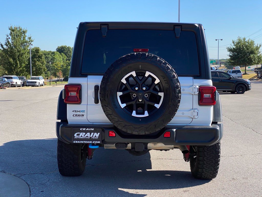 Used 2024 Jeep Wrangler Unlimited Rubicon 4xe AWD/4WD image 6