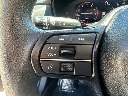 Used 2025 Honda Accord SE image 35