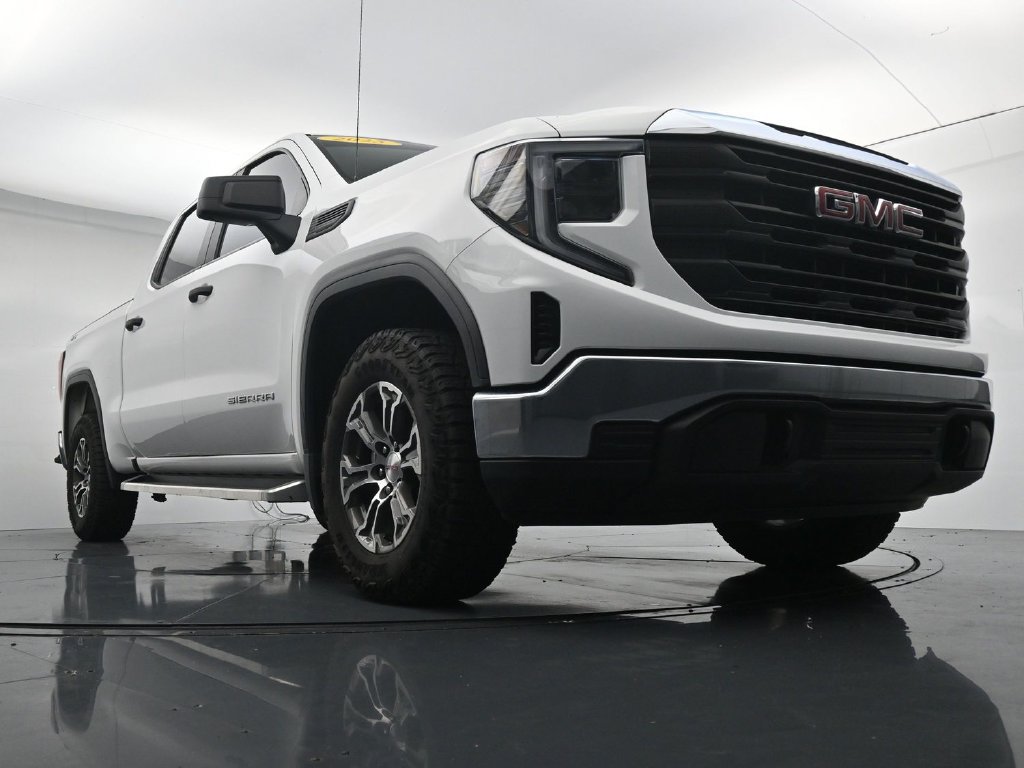 Used 2025 GMC Sierra 1500 Pro w/ Pro Value Package AWD/4WD image 32