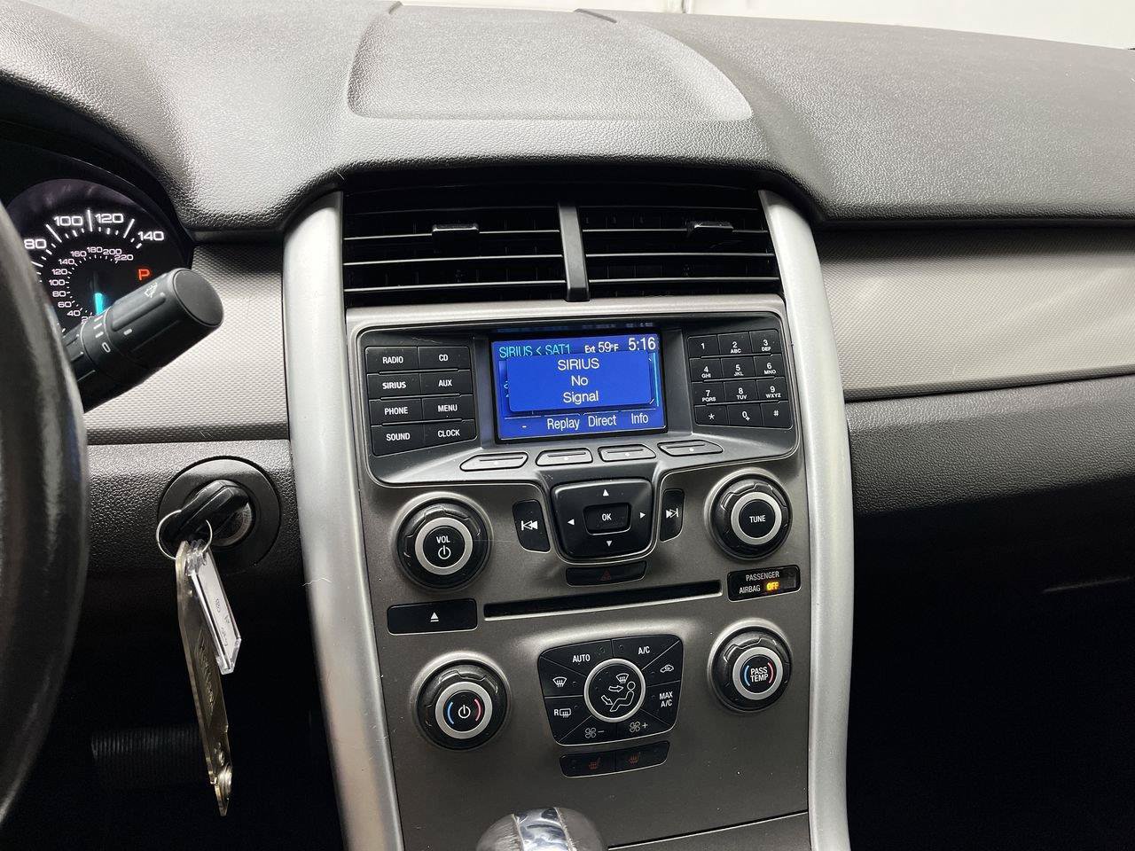 Used 2013 Ford Edge SEL FWD image 16
