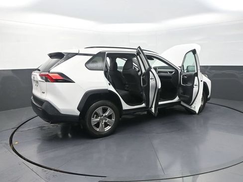 Used 2024 Toyota RAV4 XLE FWD image 45