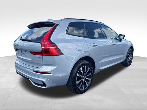 Used 2025 Volvo XC60 B5 Plus AWD/4WD image 10