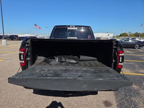 Used 2022 RAM 3500 Limited image 8