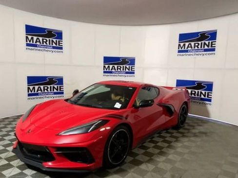 Used 2020 Chevrolet Corvette Stingray Preferred Cpe w/ 2LT Preferred Equipment Group RWD image 6